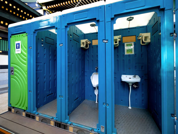Best Construction site porta potty rental  in Litchfield, MI